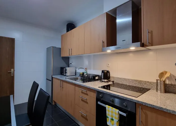 Lexus - Garajau شقة